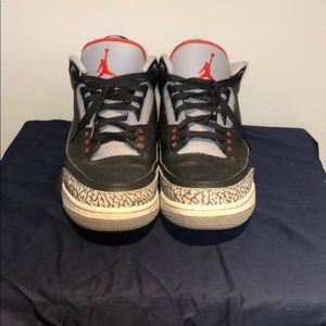 Retro Air Jordan 4 Bred